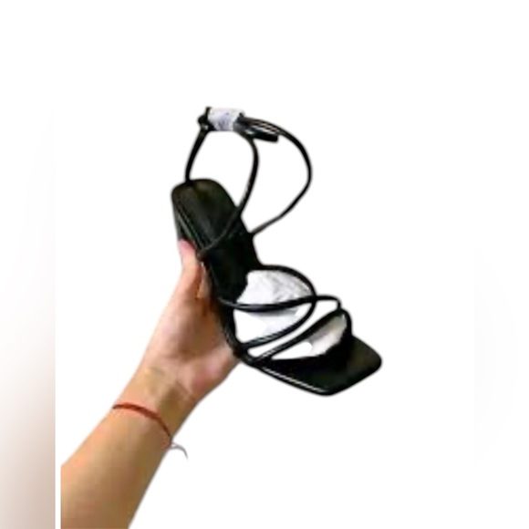 Shoes - Ladies black strappy heels NWOT